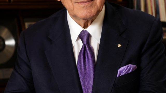 A Tribute to Clive Davis: The Visionary Behind Iconic Music Careers