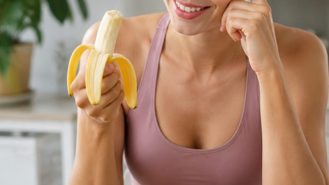 How Regular Fruit Consumption, Especially Bananas, Boosts Brain Health