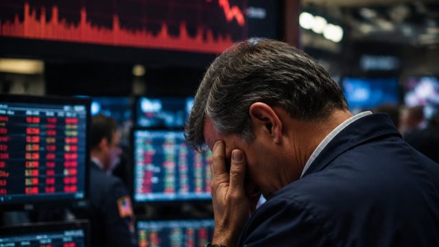 Market Turmoil: Tech Stocks Experience Significant Downturn